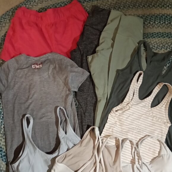 Lululemon Athletica 10 pc Bundle Sz 2/8/10/12 leggings shorts tops green g - Picture 6 of 6